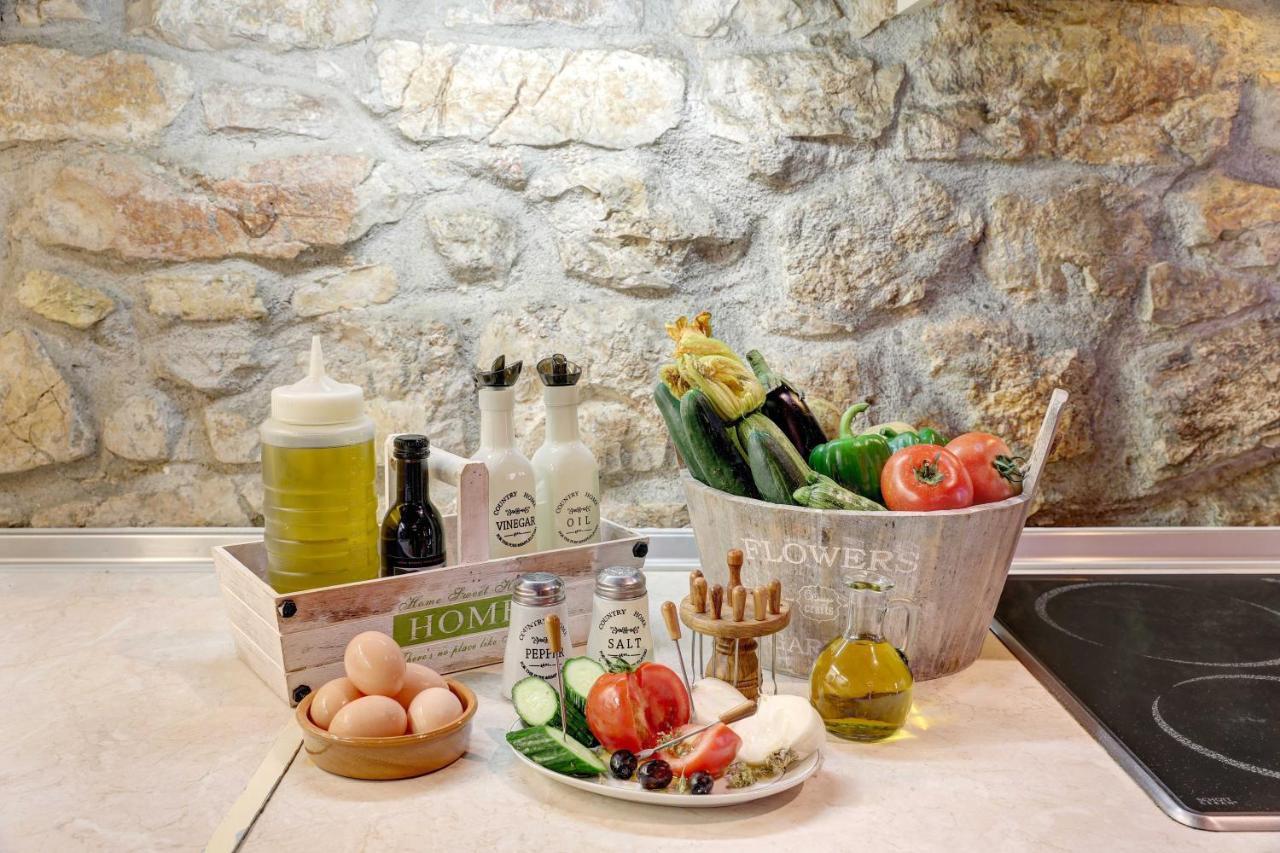 Luminous 2Bd Stone Apt In The Alleys Of Corfu Town Buitenkant foto